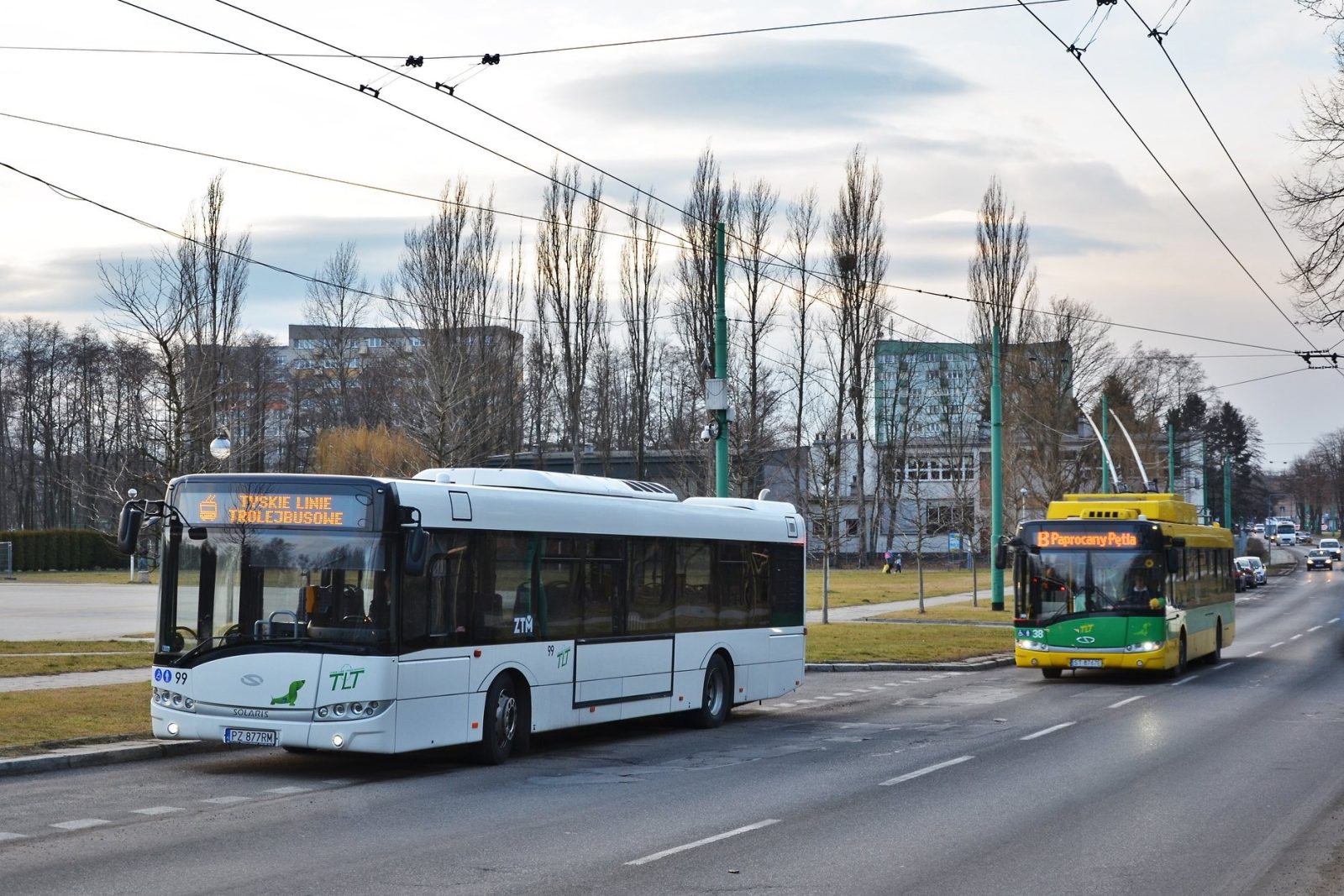 trolejbus hybrydowy