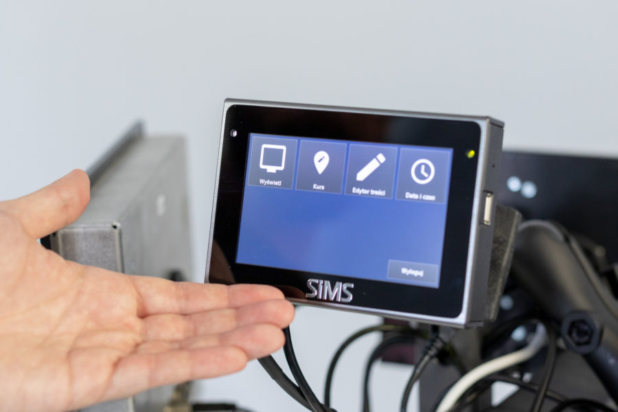 STR 3 to prosty i intuicyjny sterownik tablic