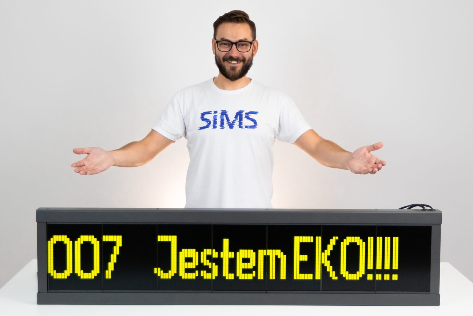 premiera filmu "ENERGOOSZCZĘDNE TABLICE LCD"