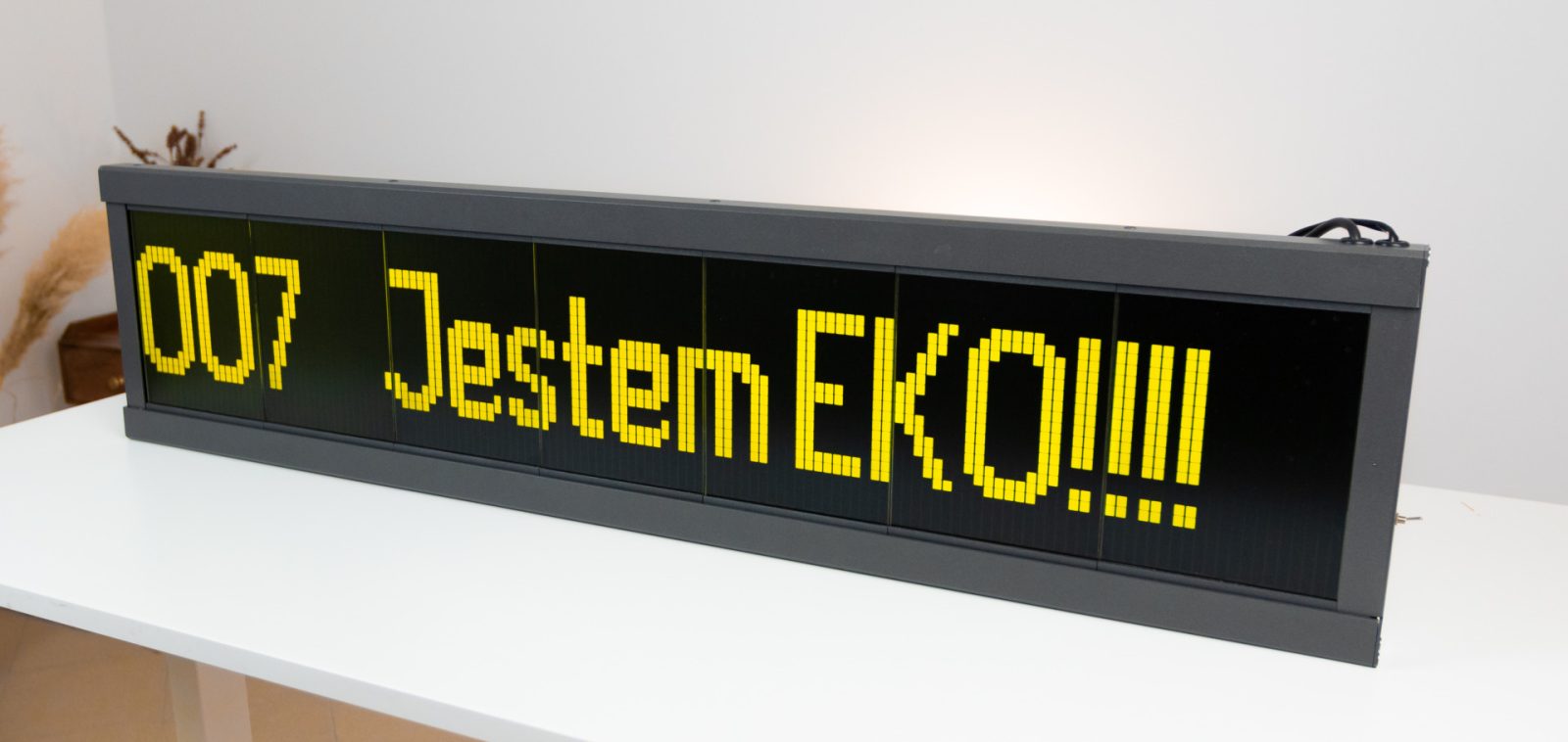Energooszczędne Tablice LCD