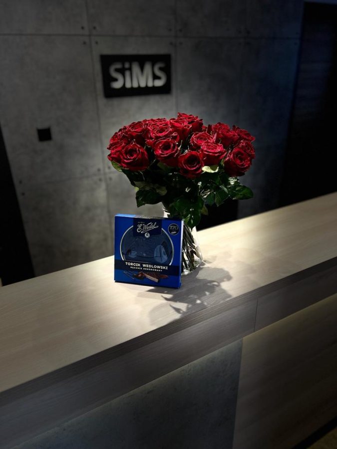 Dzień Kobiet - Zakład Elektroniczny SIMS